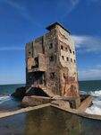海边石塔建筑风光 汕尾红海湾
