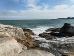 海滨礁石海岸风光  红海湾