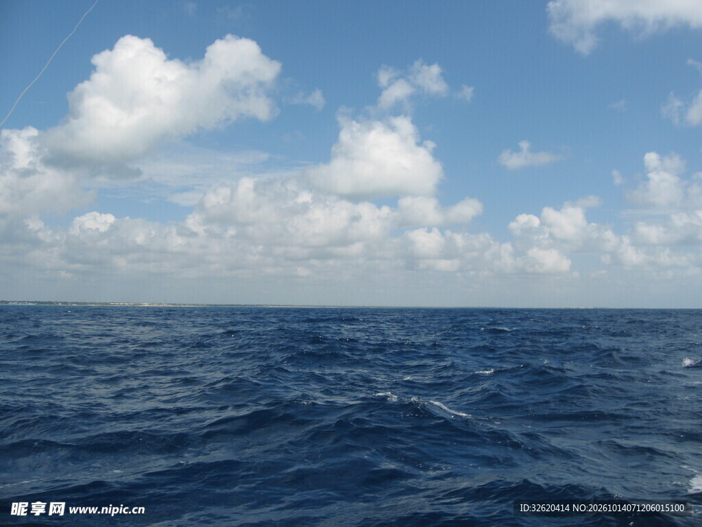 碧海蓝天海上风光