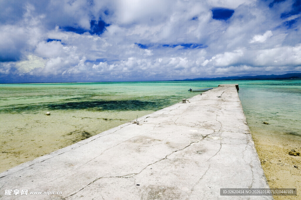 滨海长堤海景风光