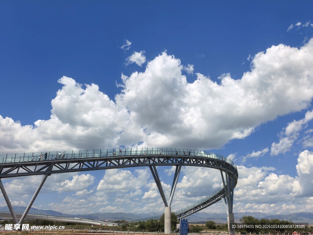 弧形建筑