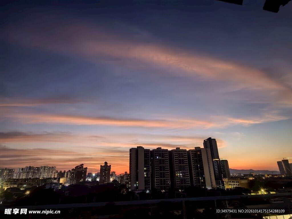 黄昏
