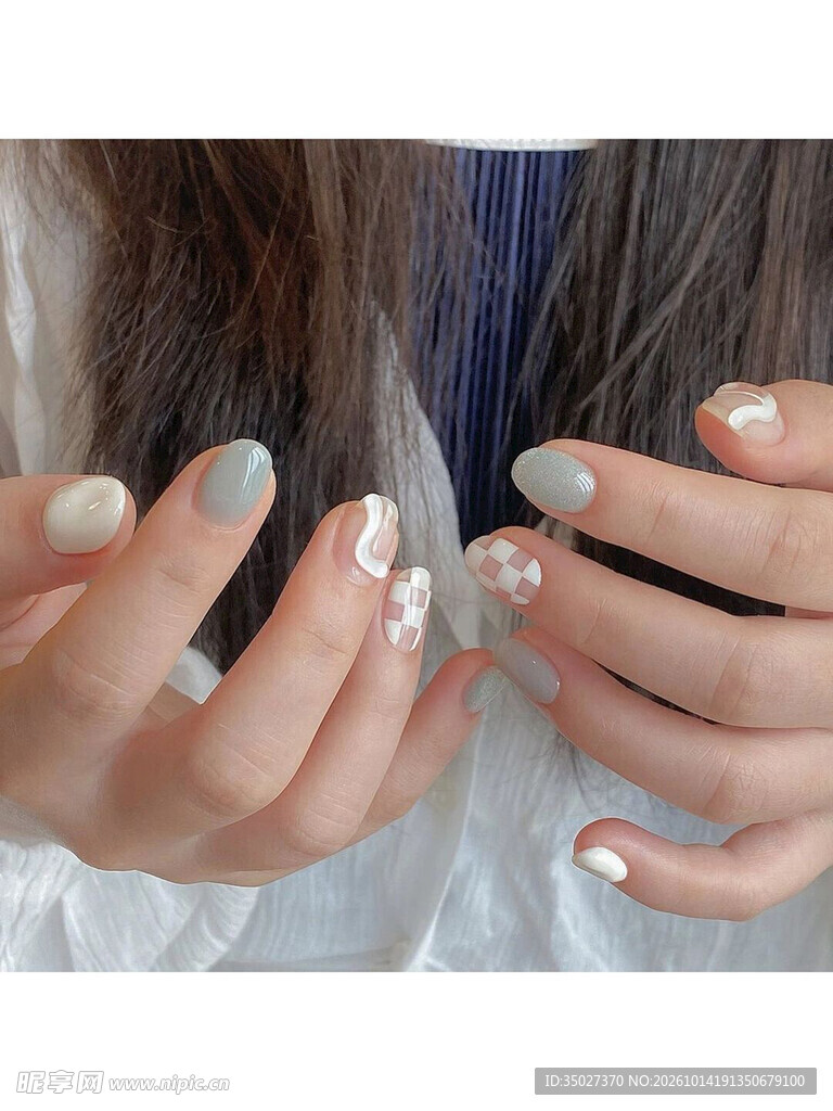 精致碎闪美甲特写
