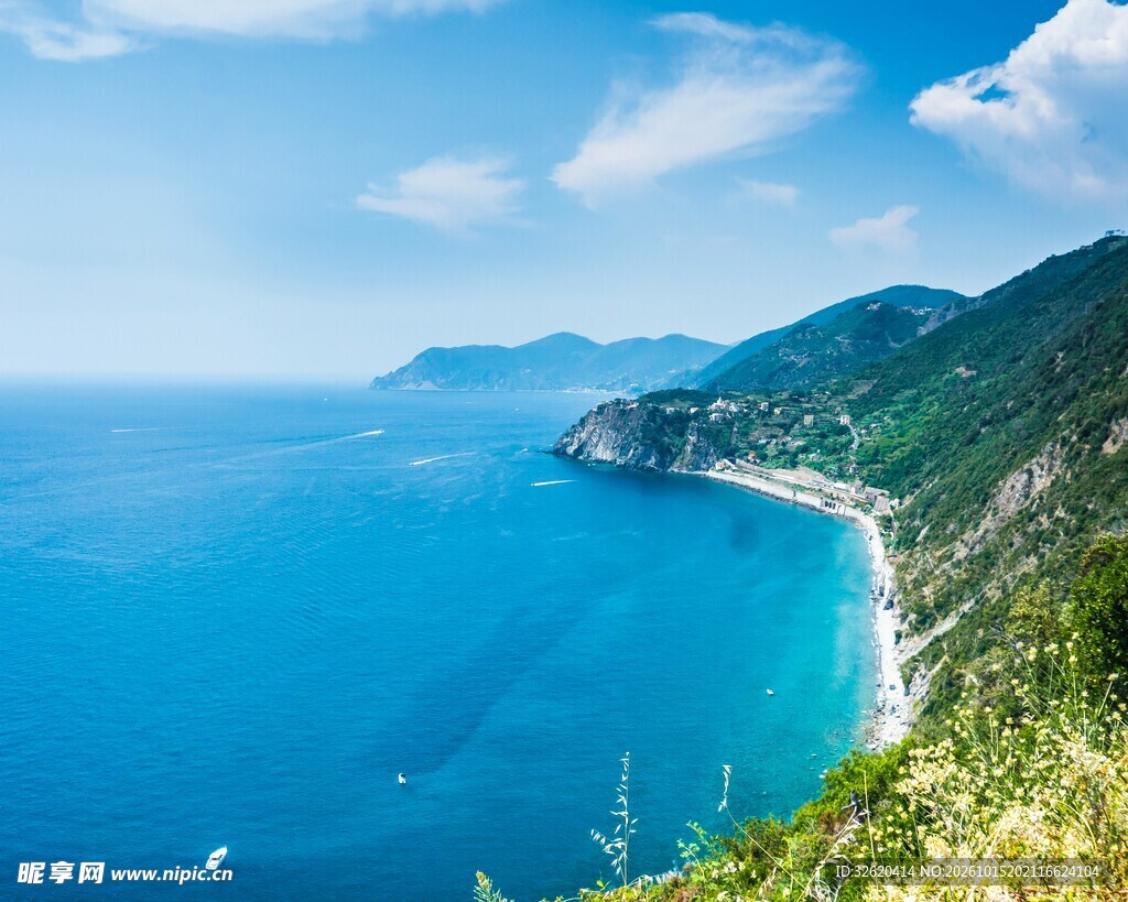 碧海青山海湾风光
