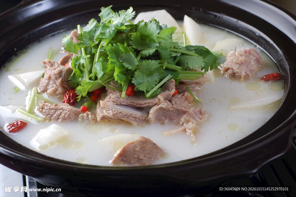 清炖羊肉汤锅