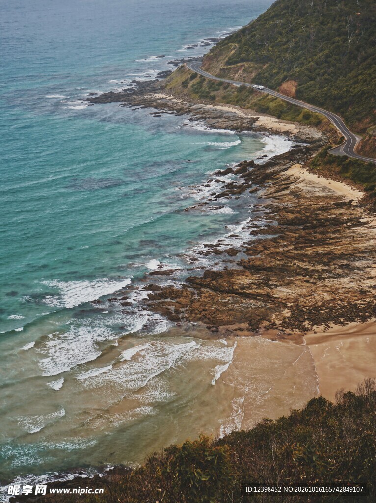 滨海沿岸公路风光