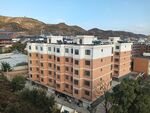 城郊多层居民住宅楼