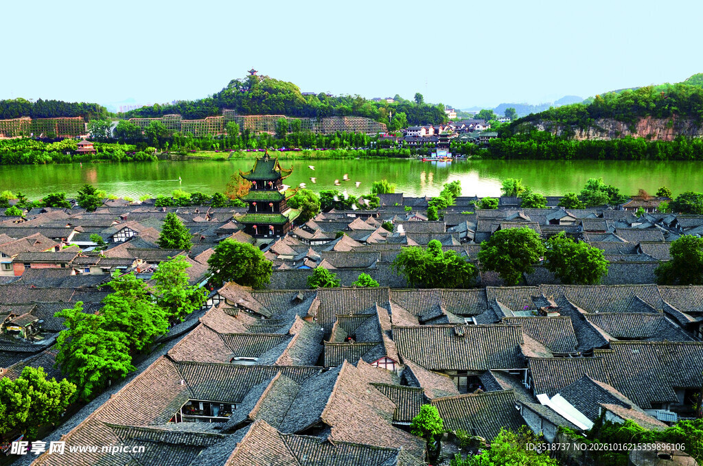 阆中