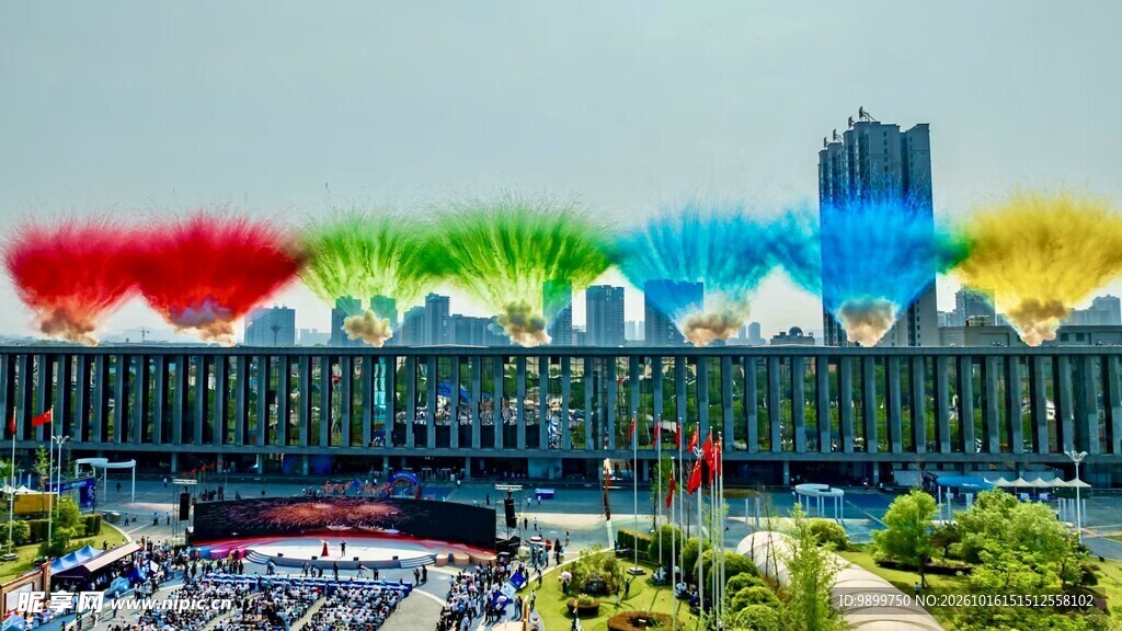 城市彩虹大桥景观