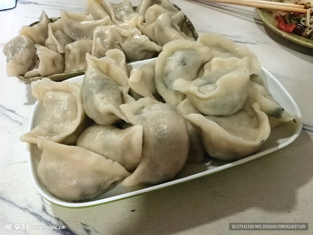 一盘家常手工饺子
