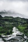山野溪流云雾风光