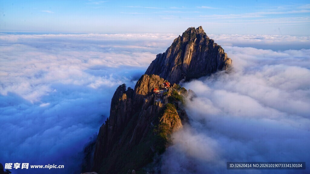 高山云海壮丽风光