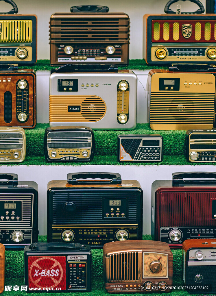 复古老式收音机