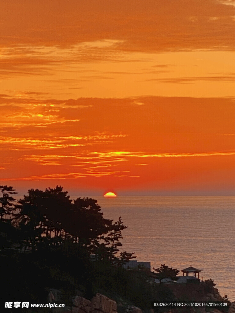 海上日落美景