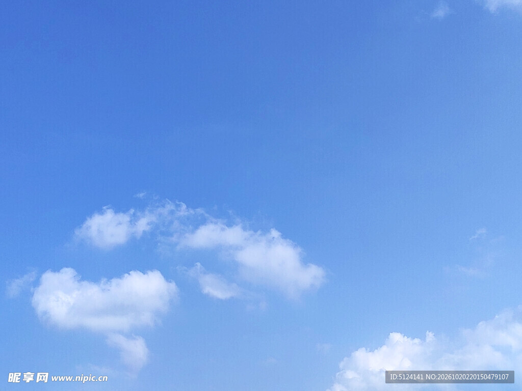 蓝天白云