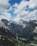 高山峡谷自然风光