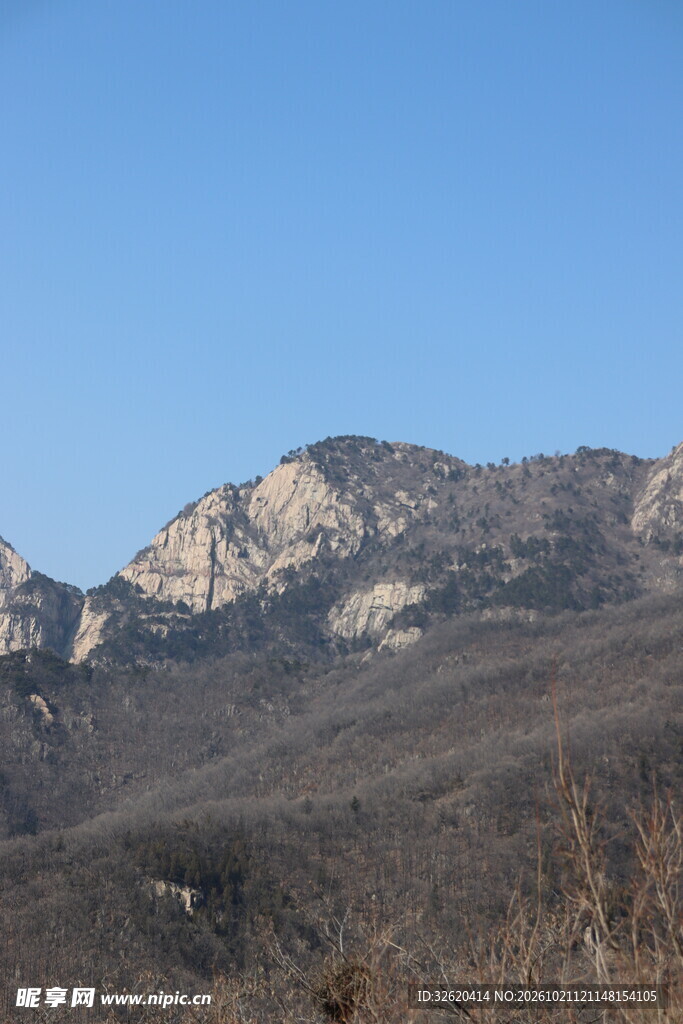 蓝天山野自然风光