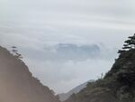 阴天山谷自然山景