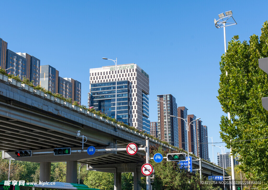 城市高架沿线景观