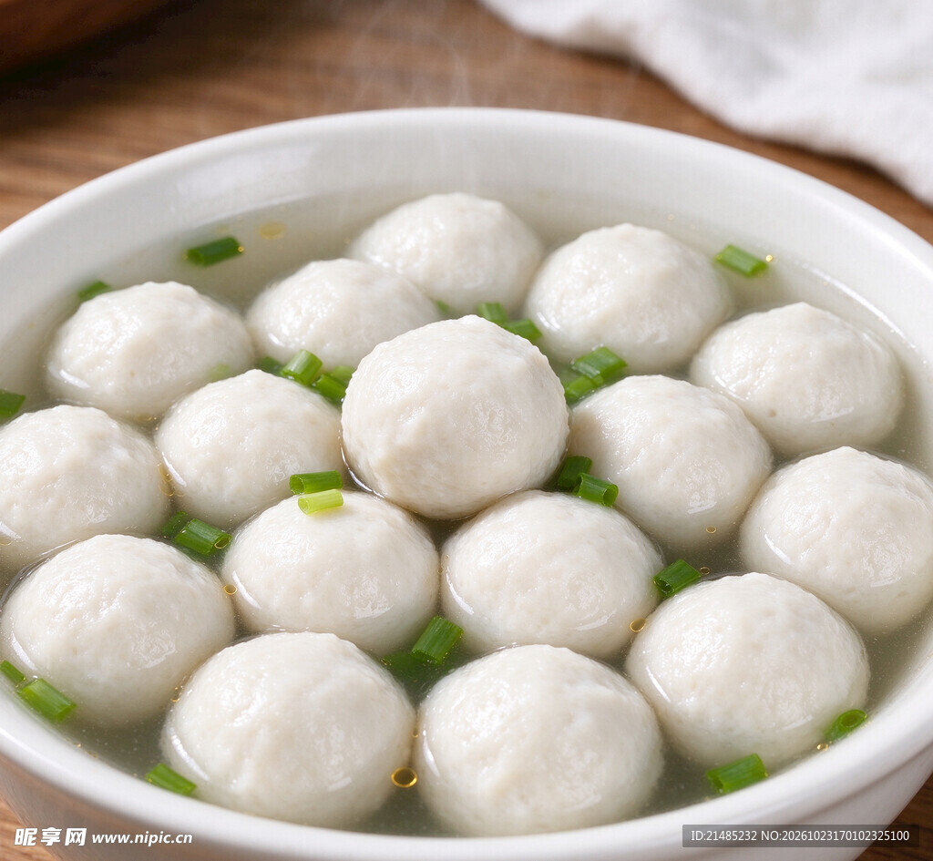 美味清汤鱼丸