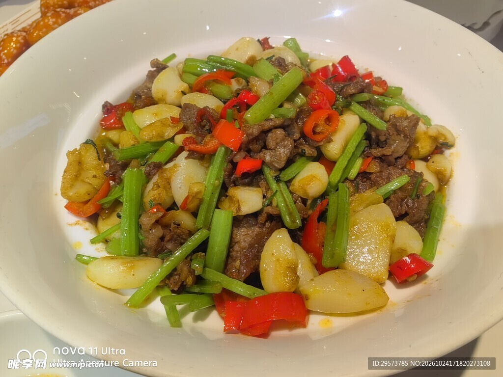 芹菜炒肉