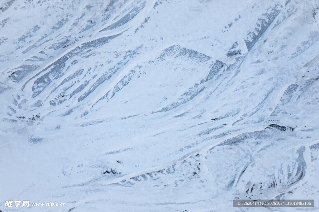 雪地风蚀