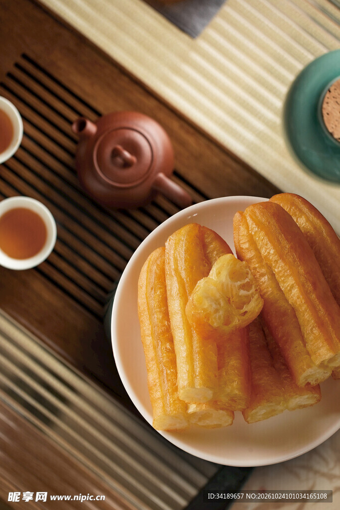 炸油条
