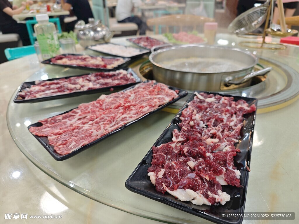 鲜切牛肉火锅食材