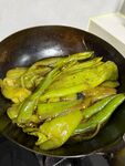 铁锅煎制虎皮青椒