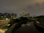 城市河畔夜景