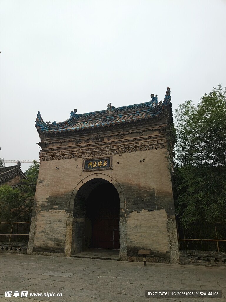 传统古建山门