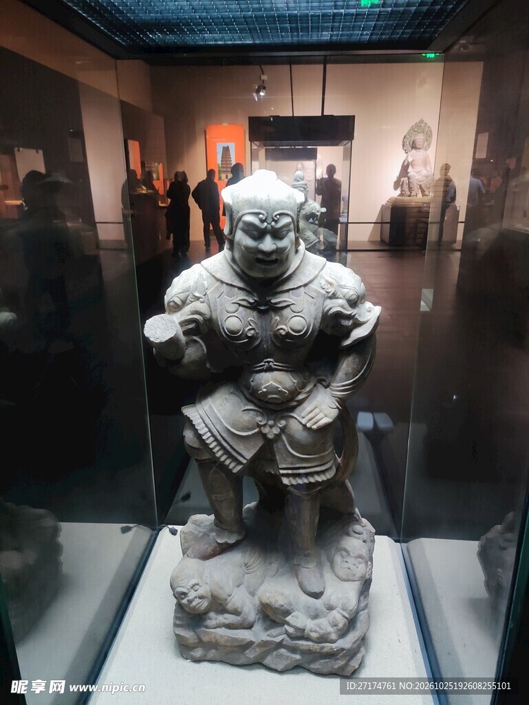 博物馆馆藏石雕人像
