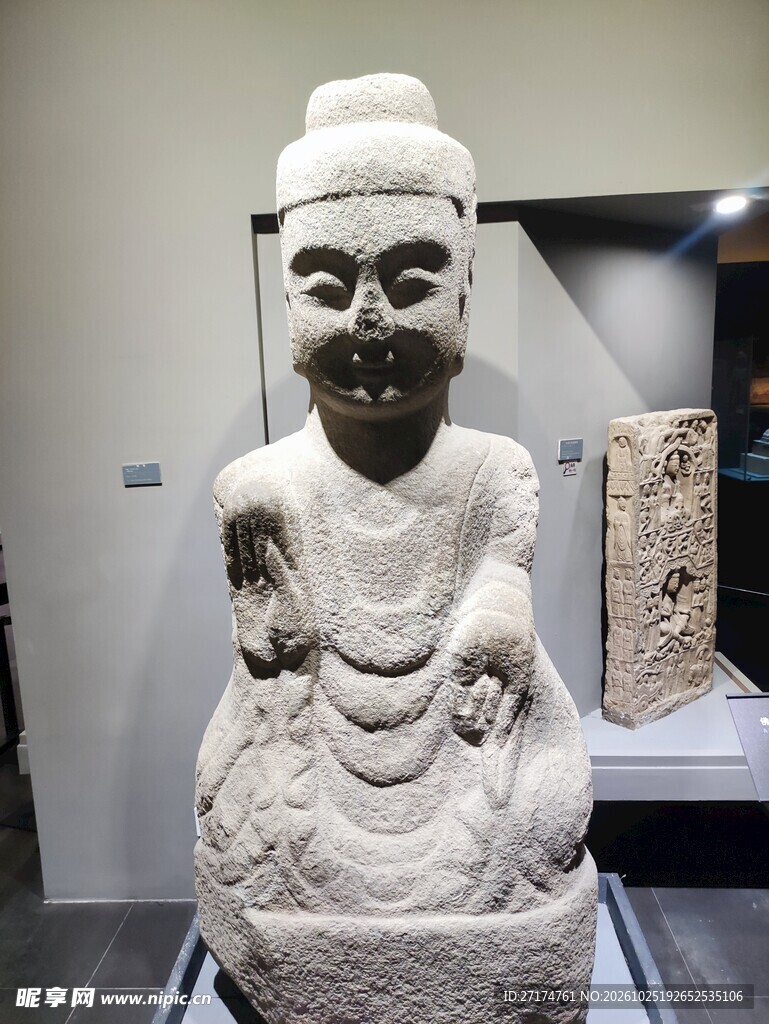 馆藏古代石人雕像
