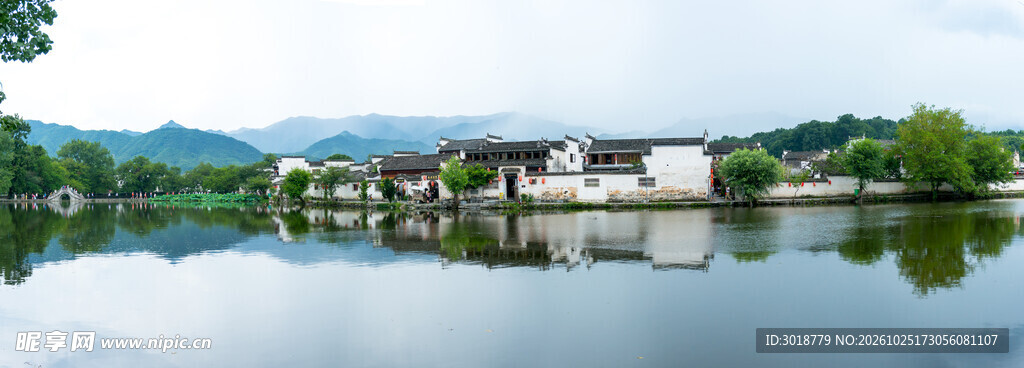 江南古村水畔风光