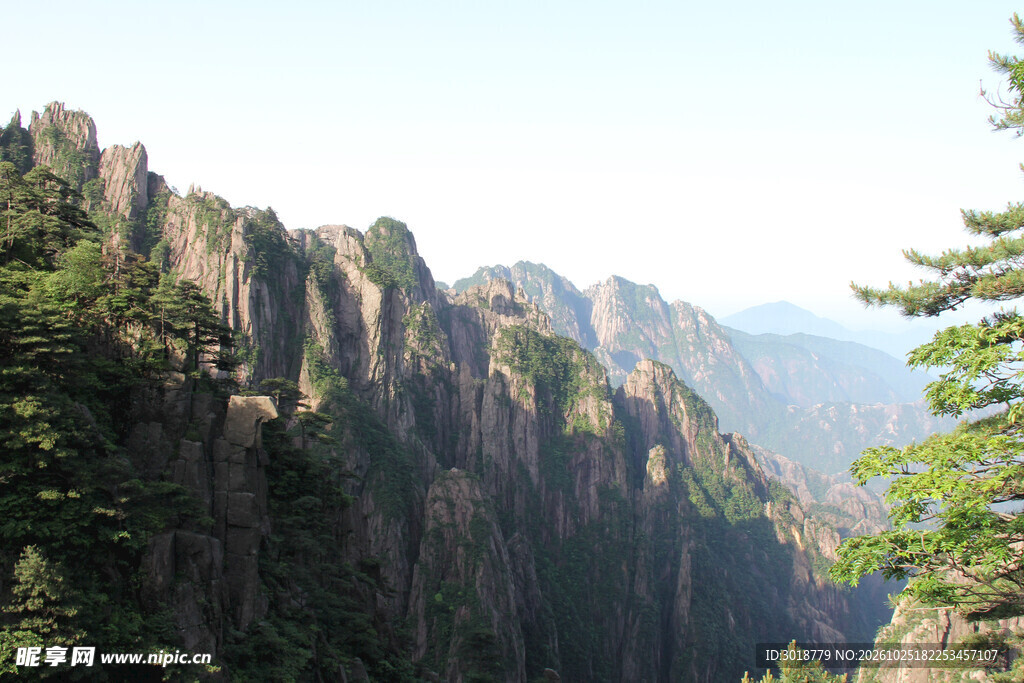 峻岭山林自然风光