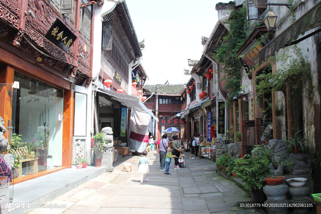 中式古商业街街景