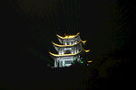 夜景中式古塔楼