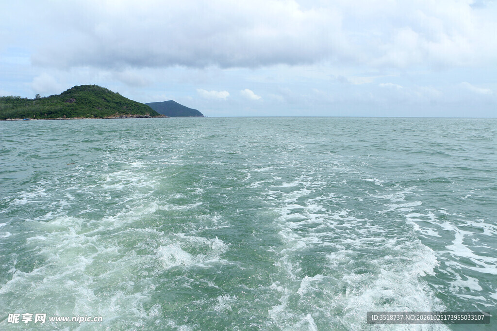 海上浪花