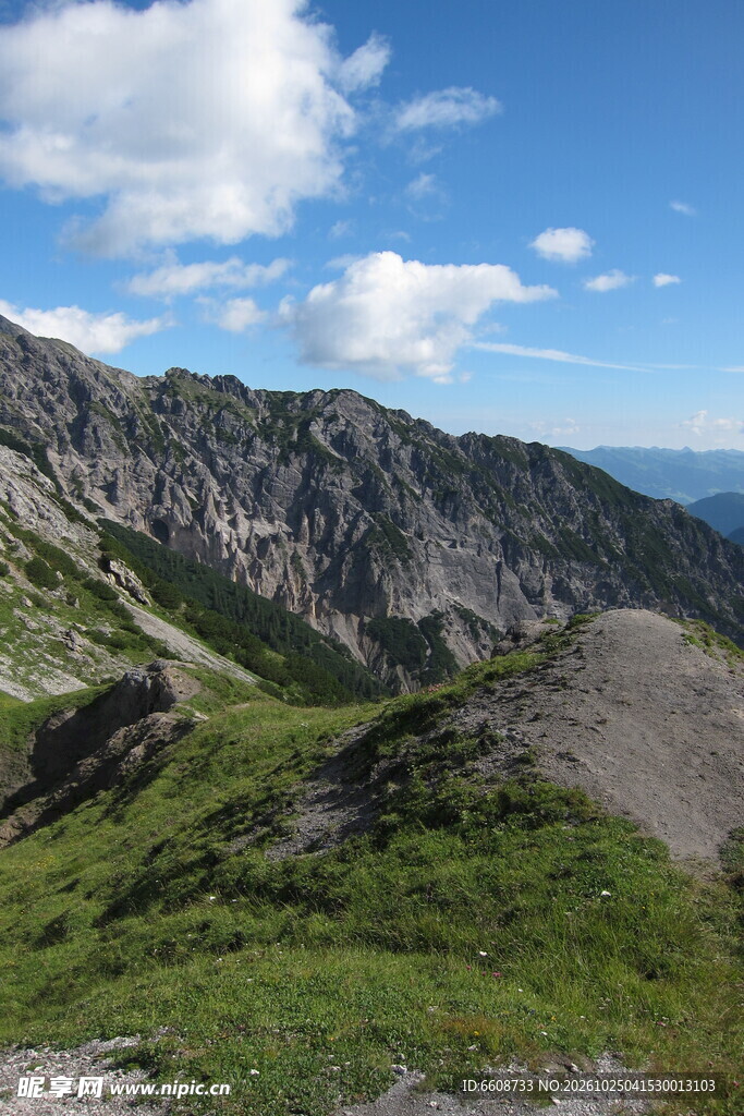 高山草甸山野风光
