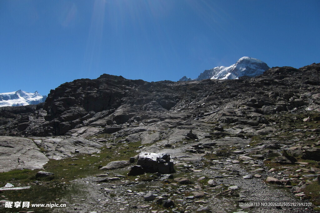高原雪山旷野风光