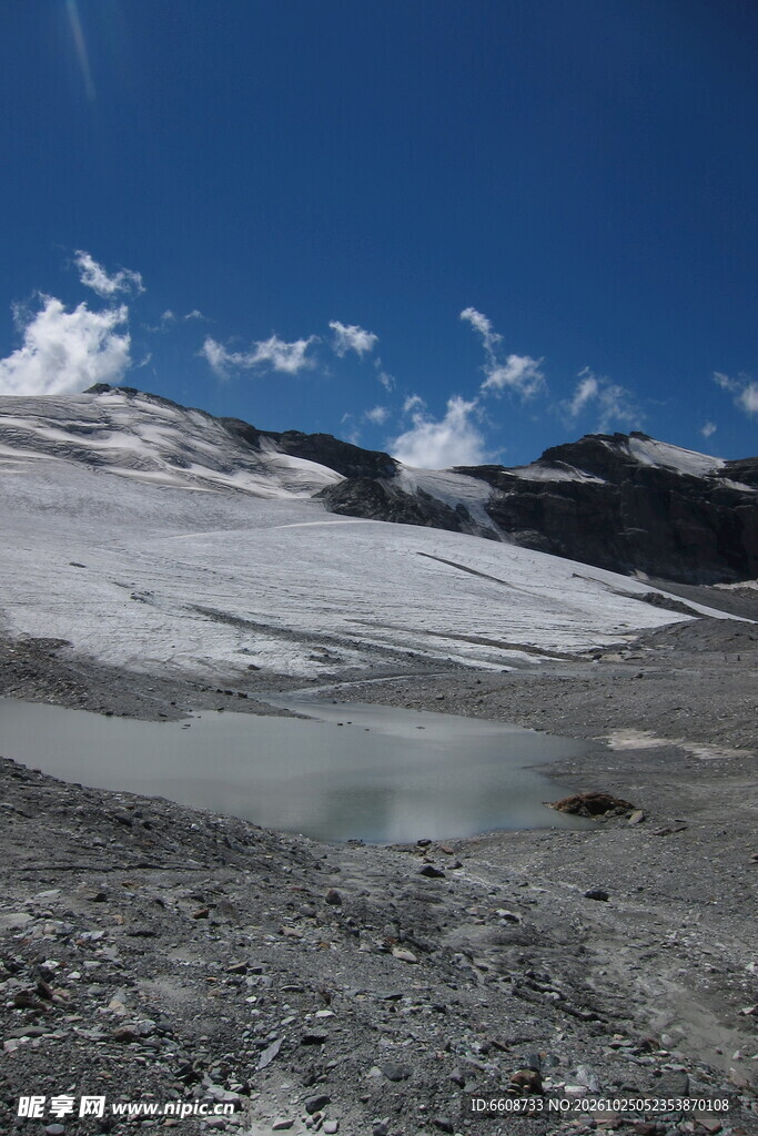 高原冰川自然风光