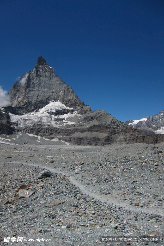 高原雪山旷野风光