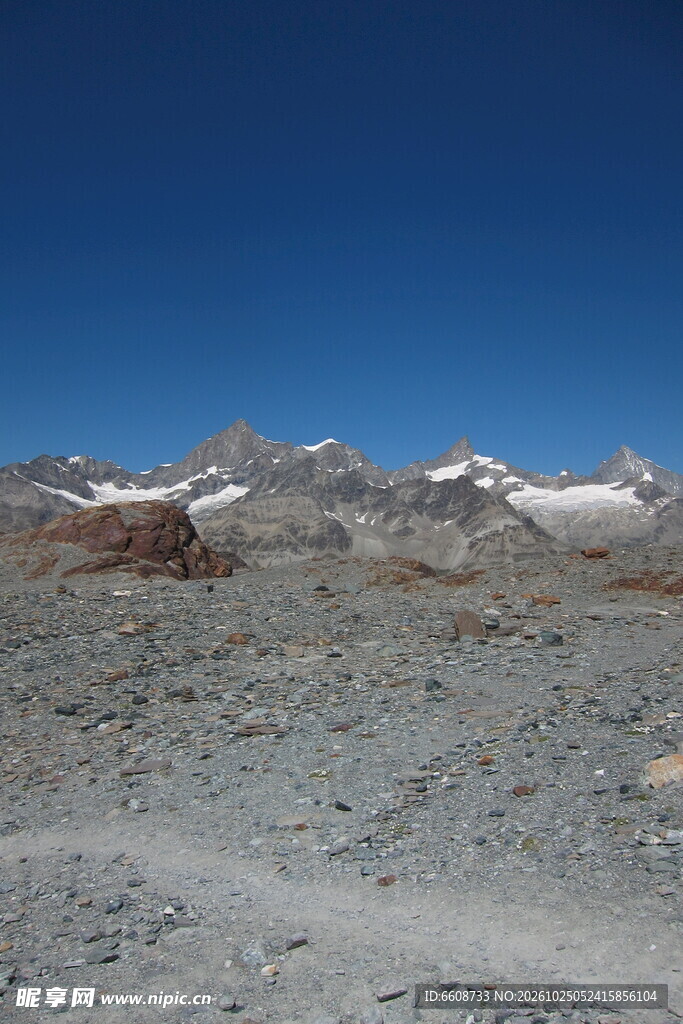 高原雪山旷野风光