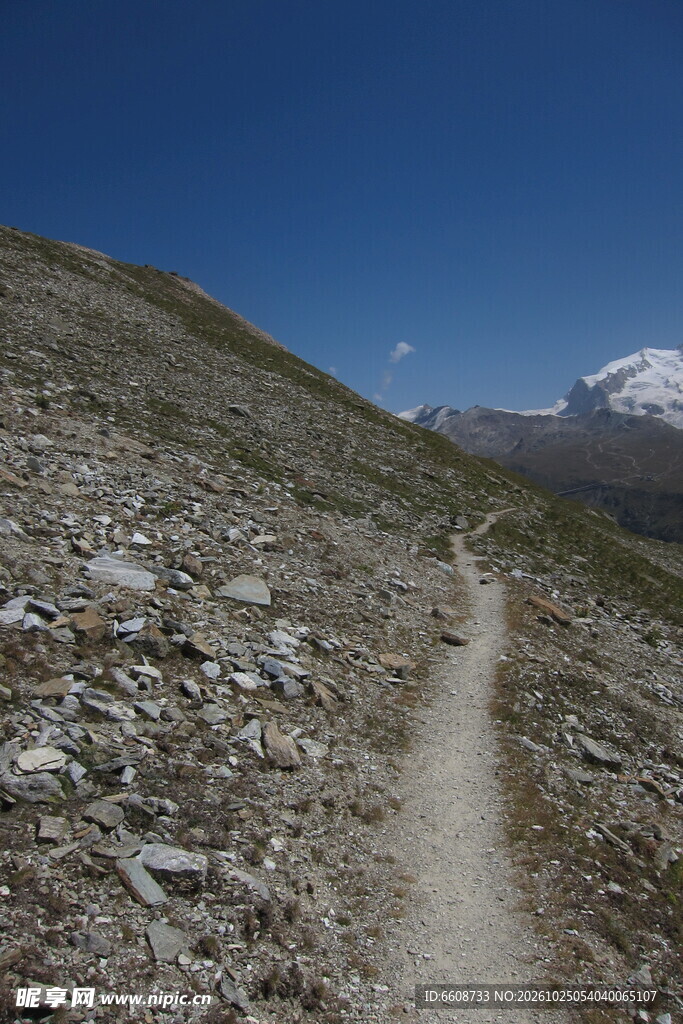 高原山地徒步小路