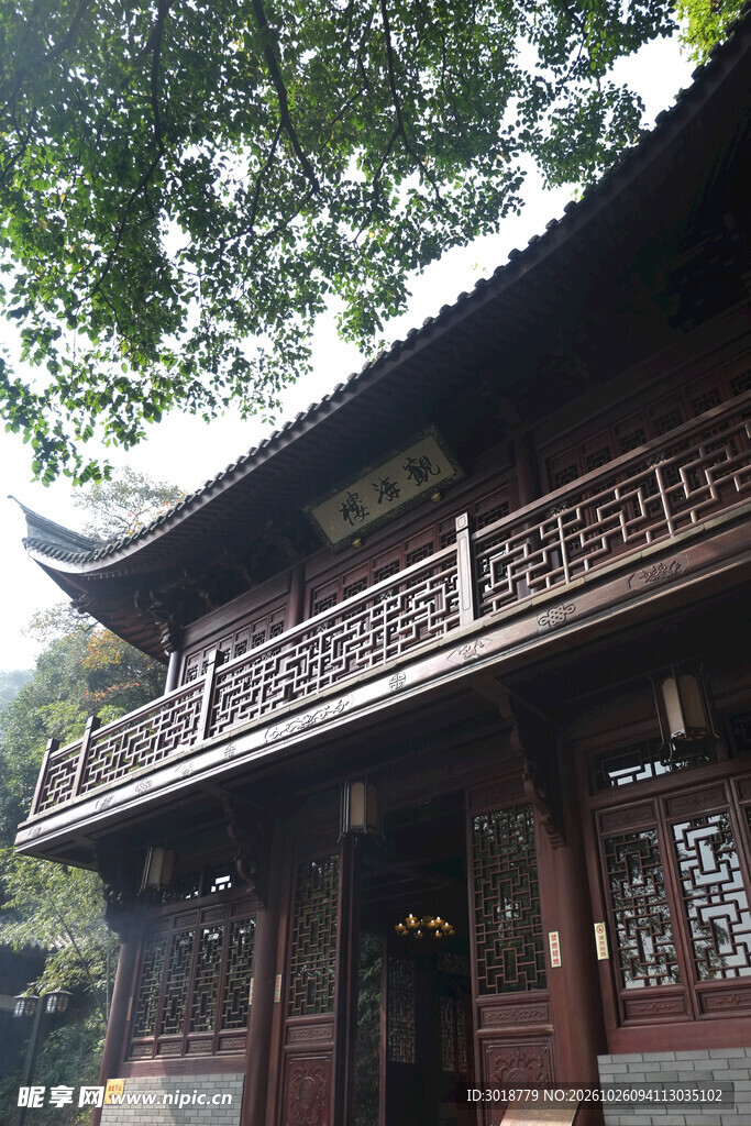 中式传统古建楼阁