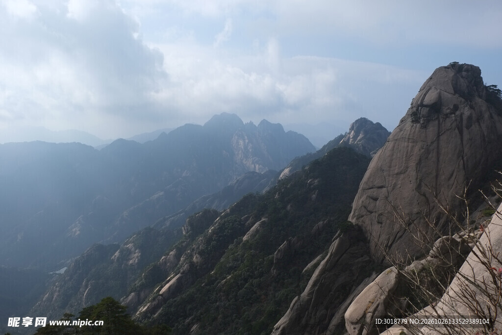 华山远景风光