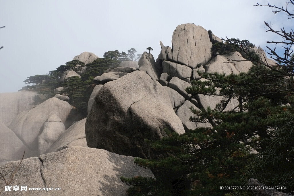 名山奇石松景风光