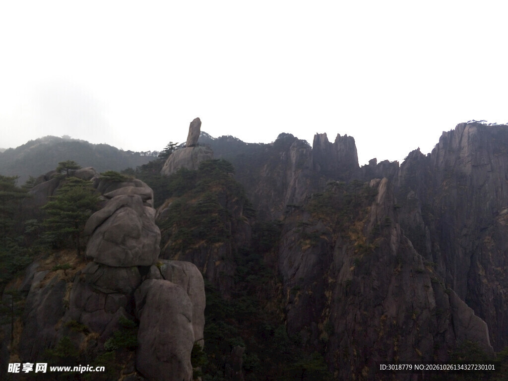 山野奇峰自然风光