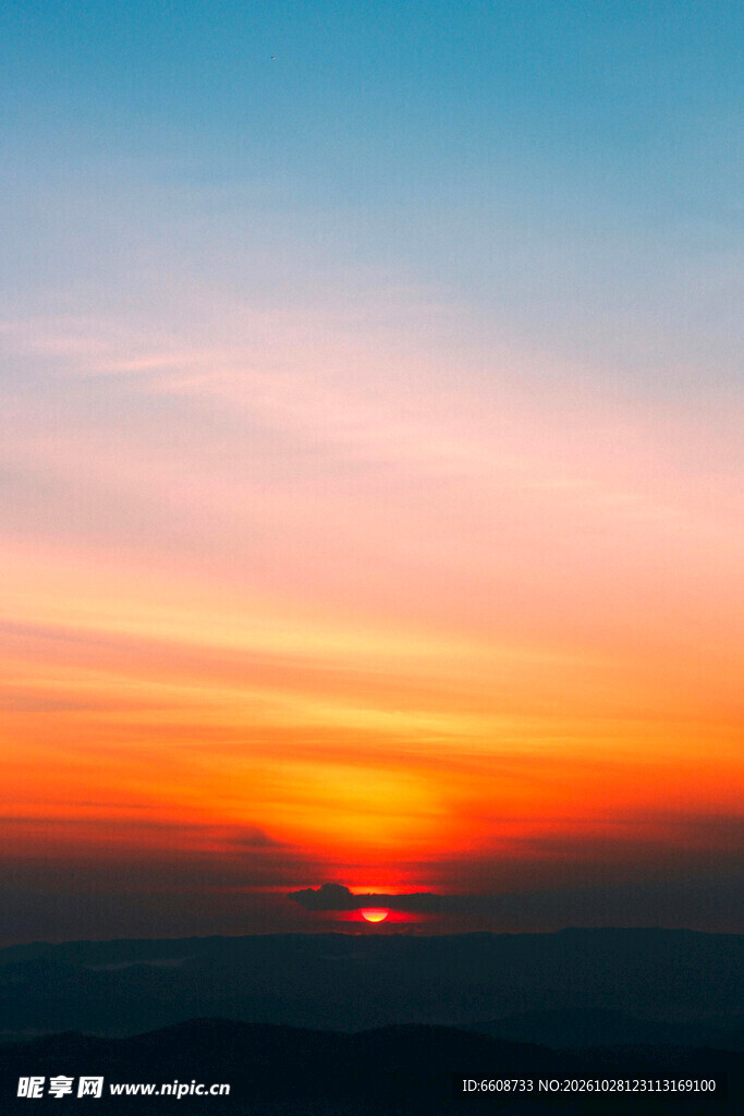 黄昏日落天空美景