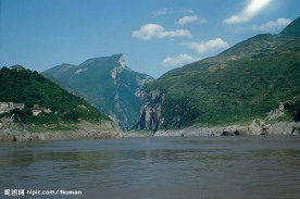 远山近水